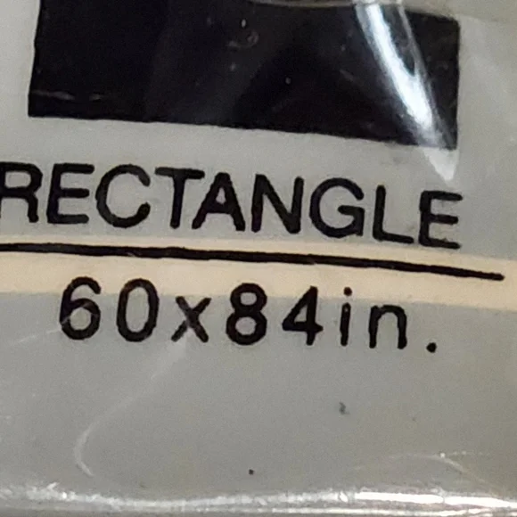 NIP New Villager Liz Claiborne Damask Tablecloth 60 x 84 Rectangle $35 Retail - Picture 3 of 5